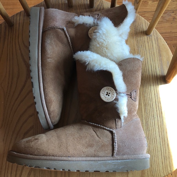 womens bailey button ugg boots